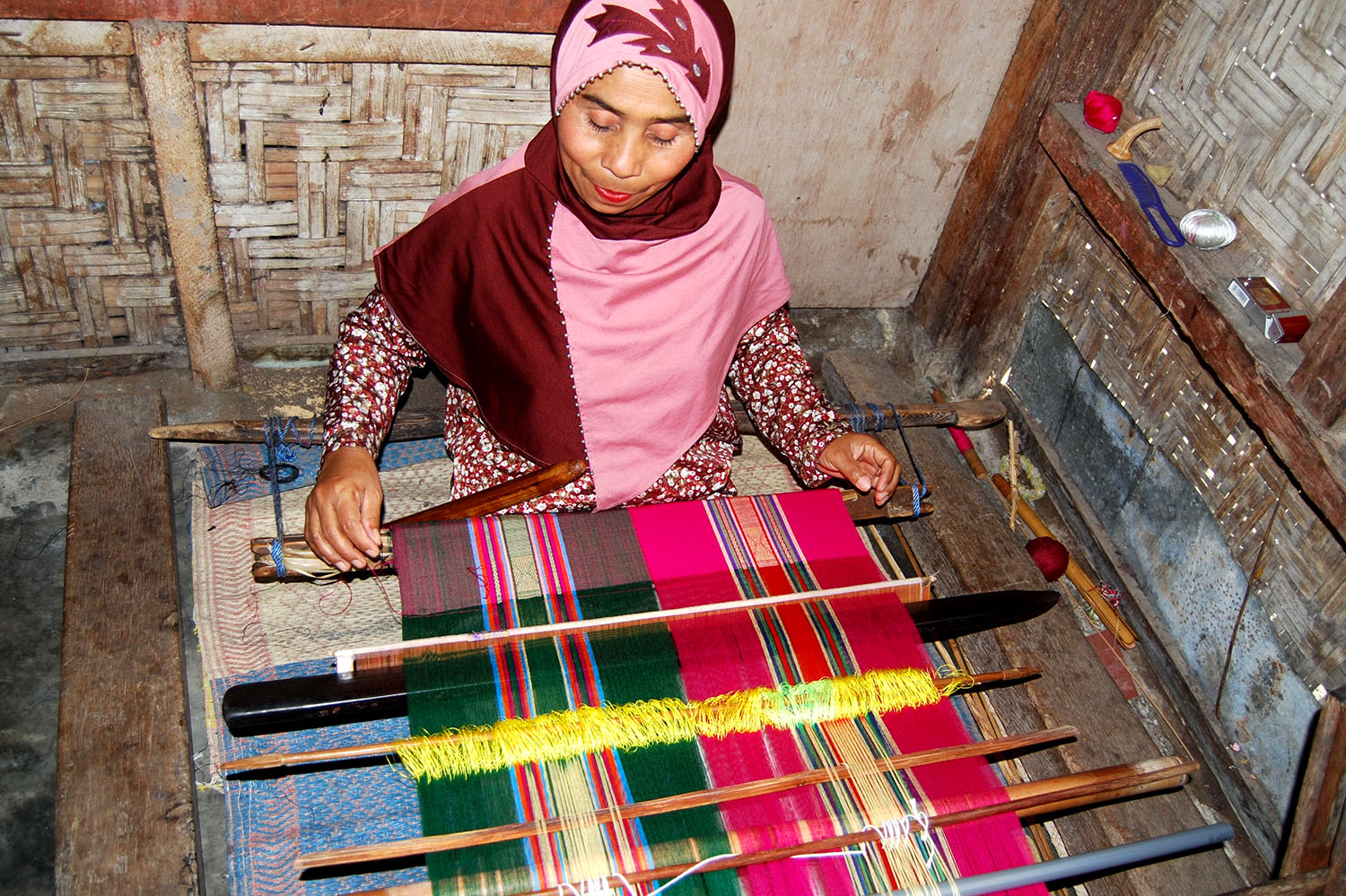 The Fabric of Life THE LOMBOK GUIDE